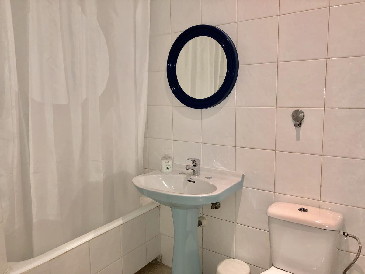 Hostal Arriaza Madrid Luaran gambar