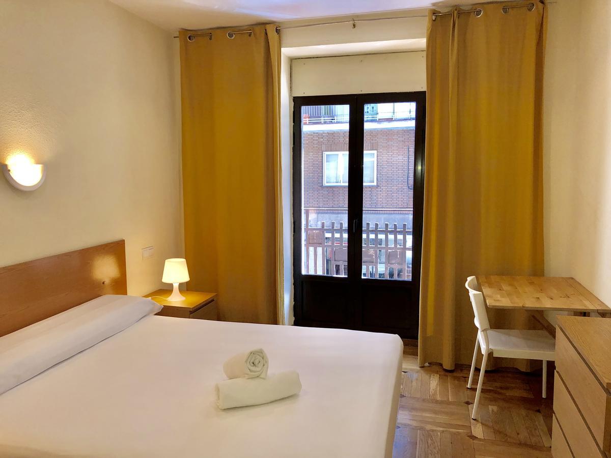 Hostal Arriaza Madrid Luaran gambar